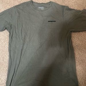 Patagonia Green Long sleeve shirt